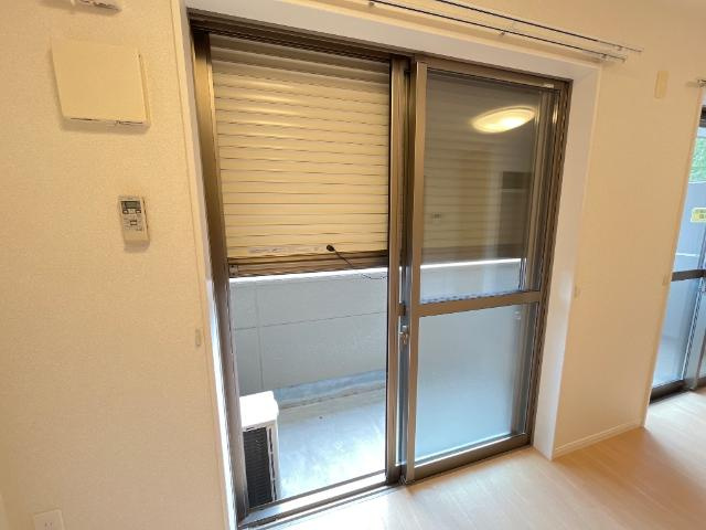 宝悠ハイムの内装|防犯シャッター