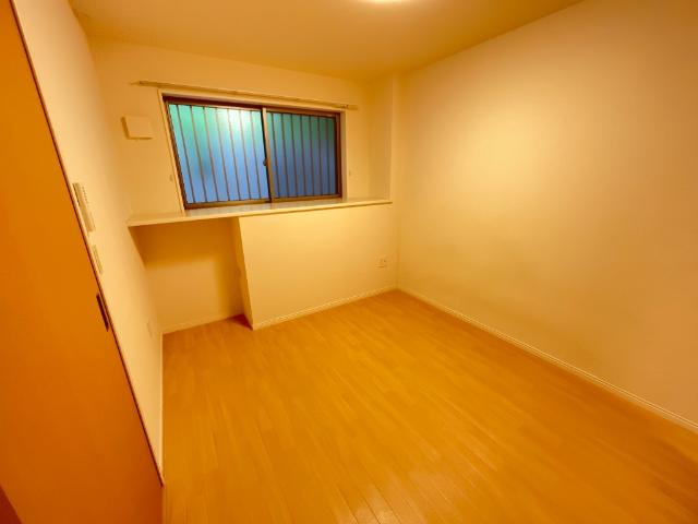 宝悠ハイムの内装|洋室