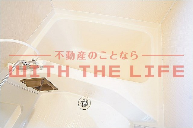 コーポ築揚【キャッシュバック対象物件】の浴室|コンパクトで使いやすいお風呂です