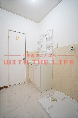 コーポ築揚【キャッシュバック対象物件】の洗面所|広い洗面スペース