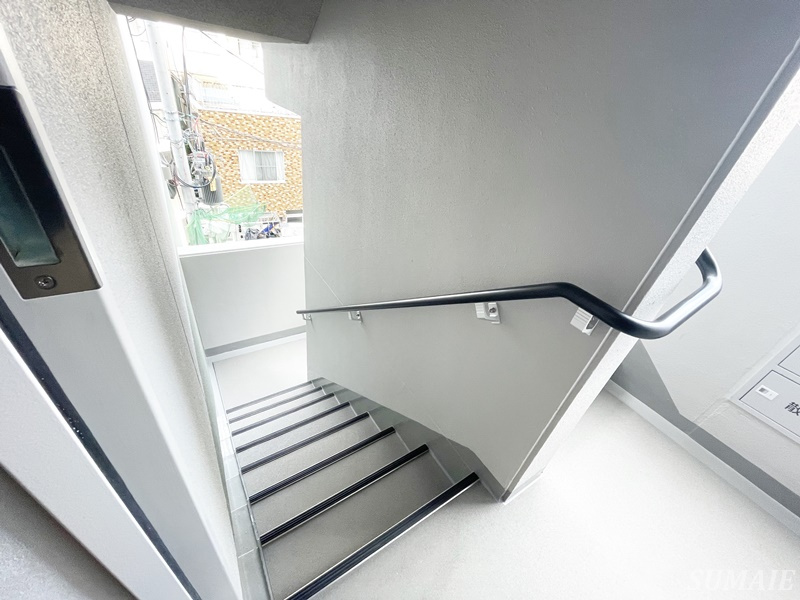 S-RESIDENCE王子enableのその他共用部分|共用階段です