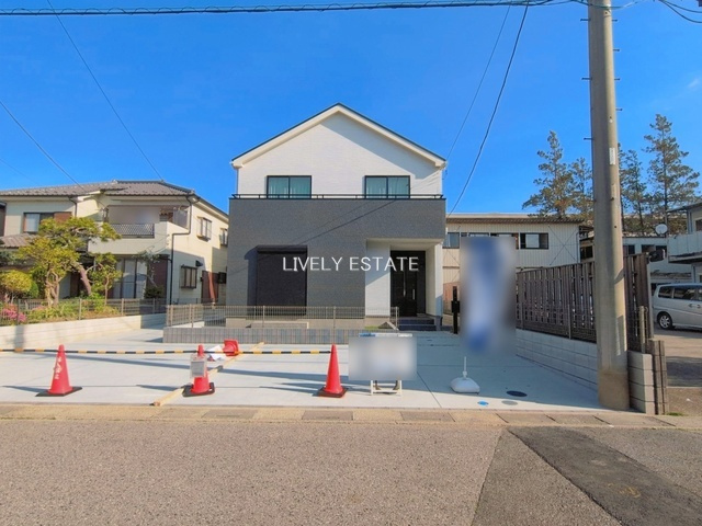 草加市稲荷4丁目 新築分譲住宅 全2棟 B号棟の外観