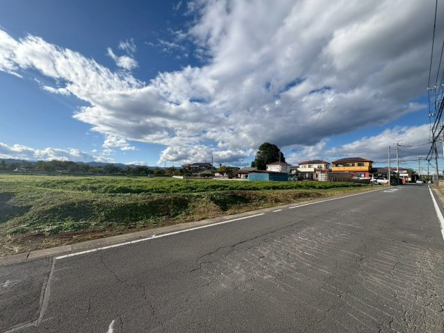 坂戸市成願寺　建築条件なし売地　東武東上線『坂戸駅』バス15分　【大家小学区】の外観
