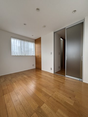 【洋室】 | 世田谷区上馬３丁目　戸建！