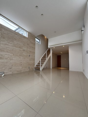 【居間・リビング】 | 世田谷区上馬３丁目　戸建！