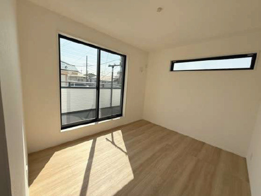 新座市片山2丁目　堂々完成　LDK20帖　限定1棟の洋室|2階 6.0帖