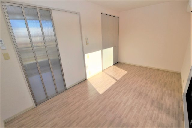 エクセル大手町Ⅱの洋室