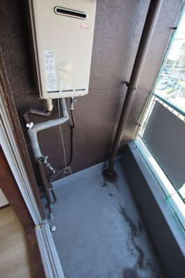 【設備】 | 富士第２ハイツ | 室外洗濯機置場