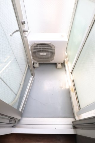 大阪市城東区今福西１丁目の賃貸マンションのバルコニー
