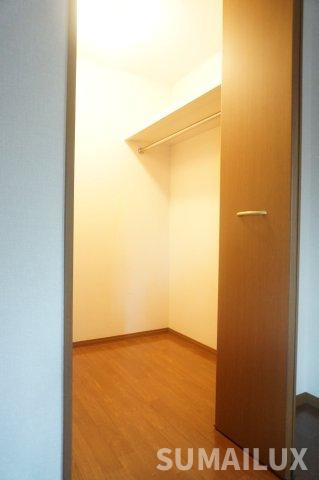 合志市須屋のアパートの収納