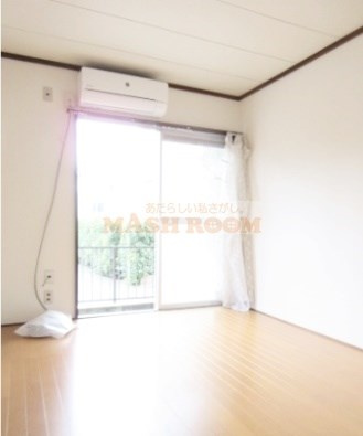 シオンハウスの居間・リビング