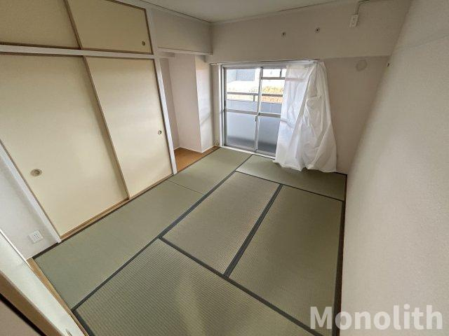 光明池駅前３号棟の和室