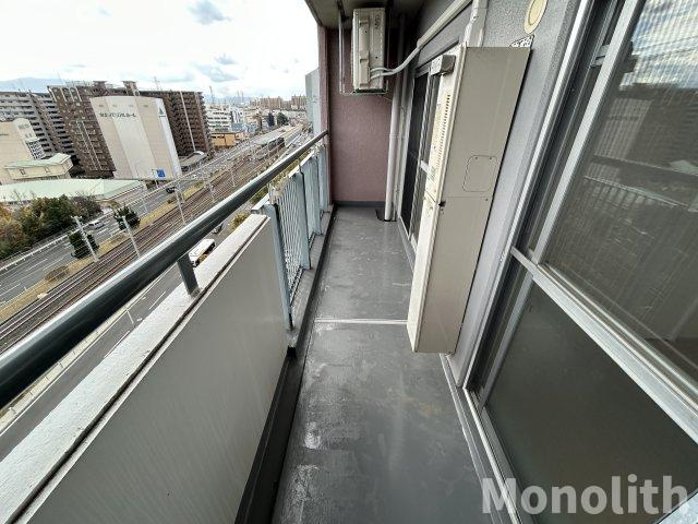 光明池駅前３号棟のバルコニー