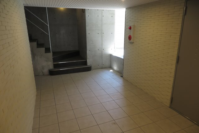 フェリオ南津守のエントランス