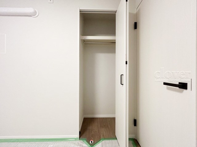 【収納】 | オリエンタルグリーンコーポラス | 洋室1の収納