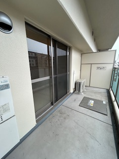 小西マンションの駐車場|駐車スペースもあります