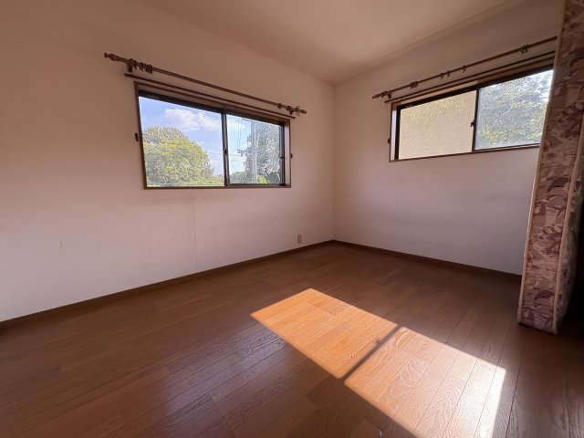 三木市志染町広野４丁目戸建の洋室