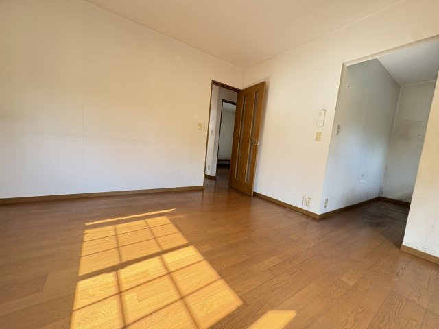 三木市志染町広野４丁目戸建の居間・リビング