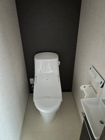 ロイヤルガーデン千舟町のトイレ|落ち着いたトイレです