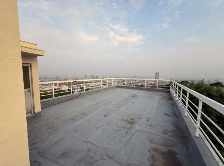 住吉山手4丁目貸家のバルコニー