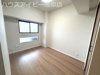 【洋室】 | ライオンズマンション岐阜清本町！11階につき眺望日当り良好♪フルリノベーション済み！西岐阜駅19分！ | ライオンズマンション岐阜清本町！11階につき眺望日当り良好♪フルリノベーション済み！西岐阜駅19分！