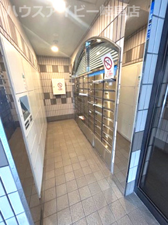 【ロビー】 | ライオンズマンション岐阜清本町！11階につき眺望日当り良好♪フルリノベーション済み！西岐阜駅19分！ | ライオンズマンション岐阜清本町！11階につき眺望日当り良好♪フルリノベーション済み！西岐阜駅19分！