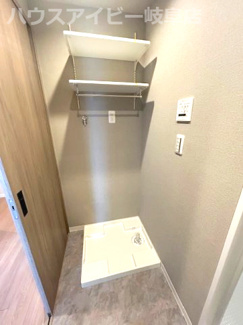 【玄関】 | ライオンズマンション岐阜清本町！11階につき眺望日当り良好♪フルリノベーション済み！西岐阜駅19分！ | ライオンズマンション岐阜清本町！11階につき眺望日当り良好♪フルリノベーション済み！西岐阜駅19分！