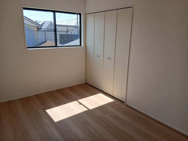 行田市桜町　の洋室|現地２F洋室（2026年03月17日）撮影
