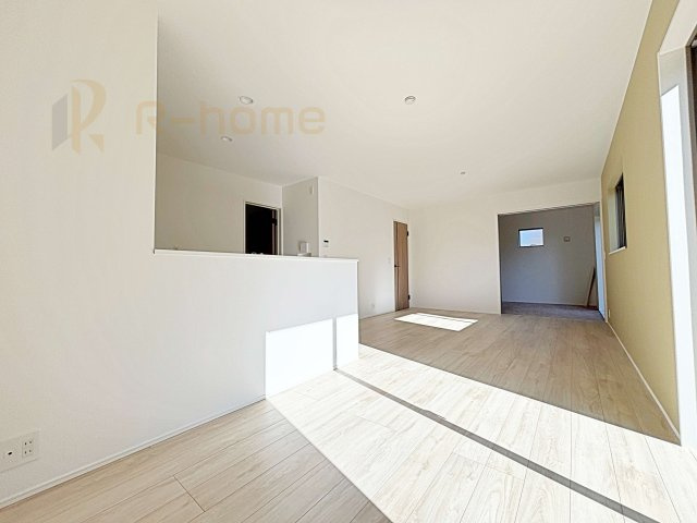 つくばみらい市伊奈東第1期　新築戸建て　1号棟の外観|ご予約を頂ければ、『平日』はもちろん『早朝』や『夜間』もご見学可能です♪お気軽にお申し付けください♪