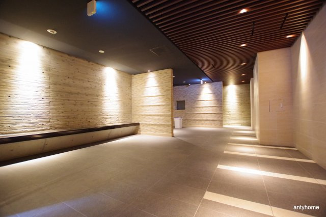 S-FORT江坂垂水町 仲介手数料無料のロビー