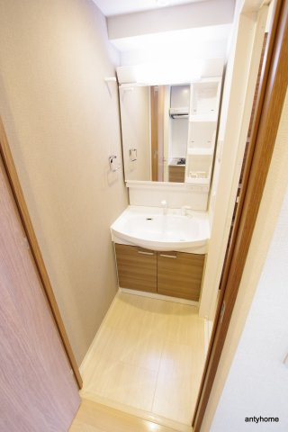 S-FORT江坂垂水町 仲介手数料無料の洗面所