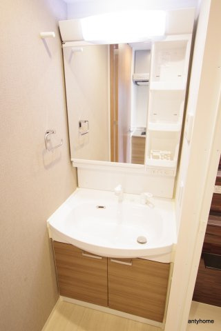 S-FORT江坂垂水町 仲介手数料無料の洗面所