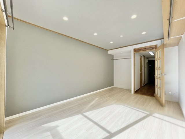 コーポしんしの洋室