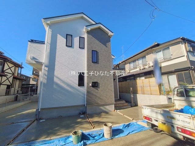 祝　成約済み　八王子市　散田町　新築戸建て　２期の前面道路含む現地写真|～仲介手数料無料☆八王子ひなた不動産～　八王子市散田町　新築戸建て