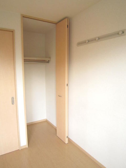 パストラル西向日の収納