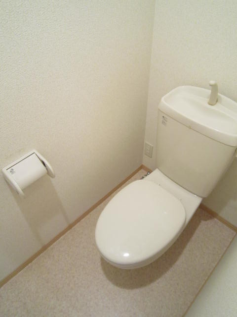 パストラル西向日のトイレ