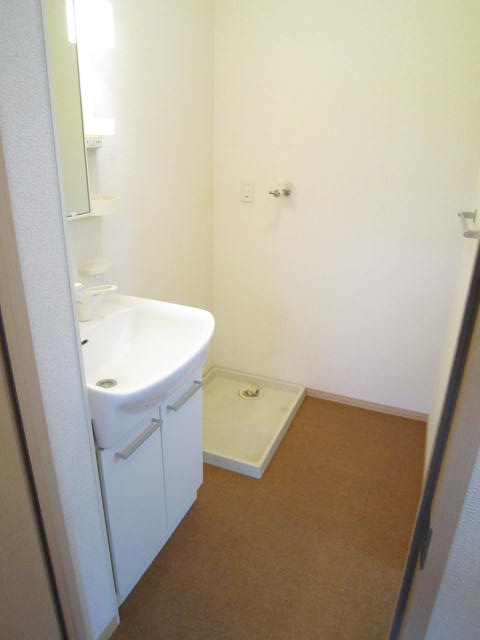 パストラル西向日の洗面所