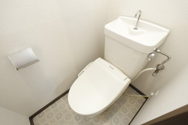 ひまわりハウスBのトイレ