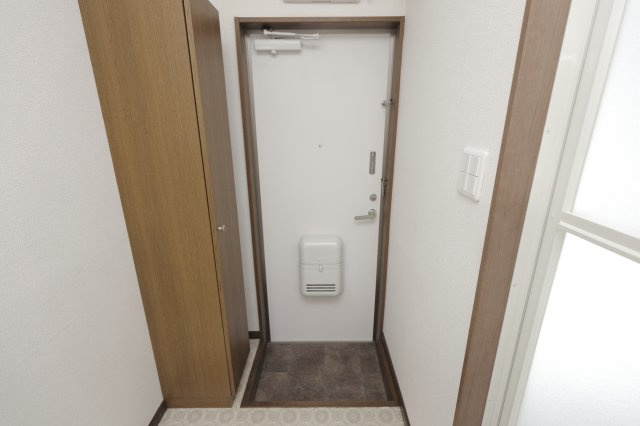 ひまわりハウスBの玄関