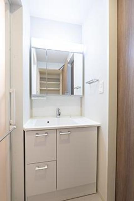 メルクマール京王笹塚レジデンスの洗面所|※写真は同タイプ住戸です。