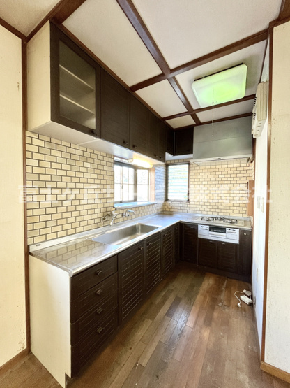 【キッチン】 | 磐田市合代島　大きな中古住宅 | L型キッチン