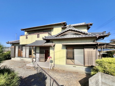 【外観】 | 磐田市合代島　大きな中古住宅 | 7DK、全室6帖以上の広さ！【新東名】新磐田スマートICまで車で3分！