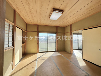 【子供部屋】 | 磐田市合代島　大きな中古住宅 | 2階和室8帖