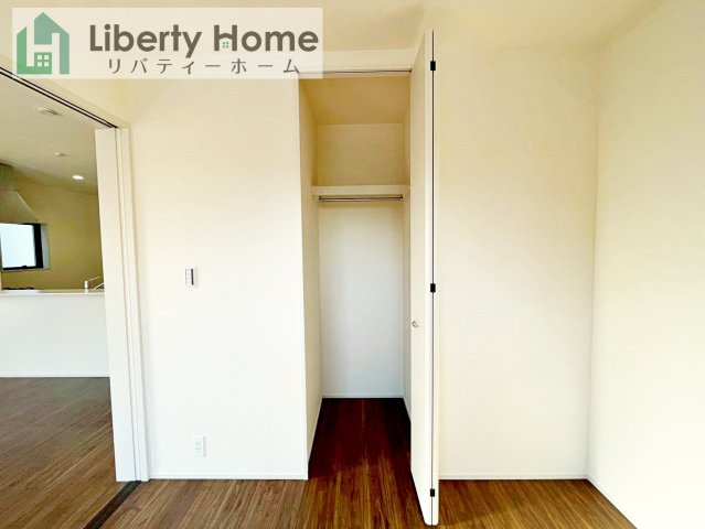 第1常総市相野谷町　新築戸建　3号棟の収納