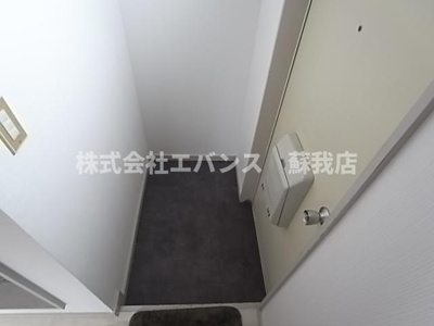 【玄関】 | ロックウェル稲荷町 | シンプルで使いやすい玄関です