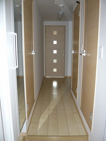 アンドルートの玄関