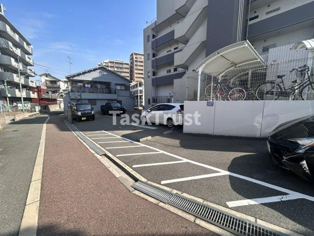 【駐車場】 | RESIDENCE MIWA