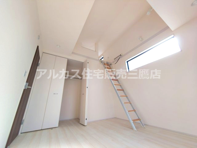 調布市深大寺元町４丁目 京王線 調布駅 新築戸建の洋室