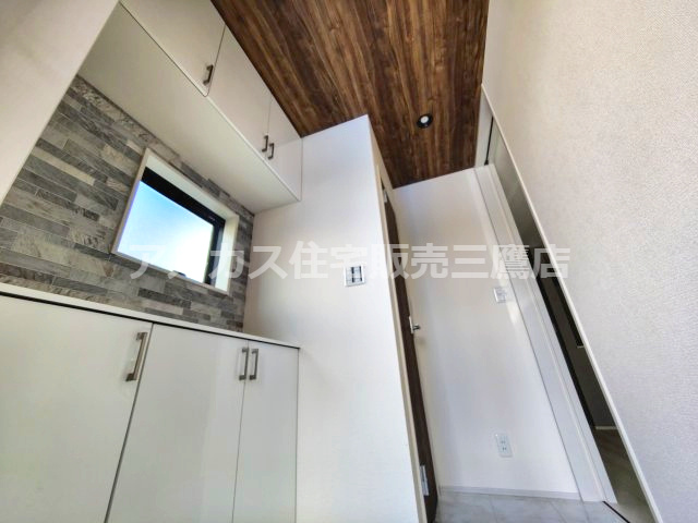 調布市深大寺元町４丁目 京王線 調布駅 新築戸建の居間・リビング