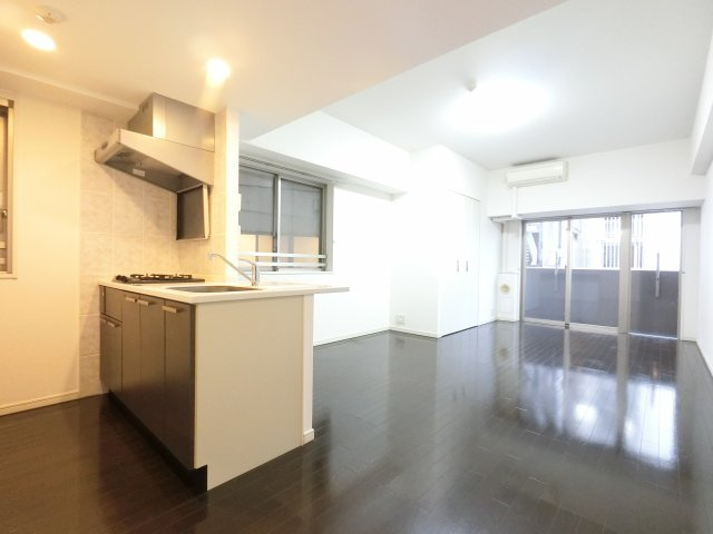 【居間・リビング】